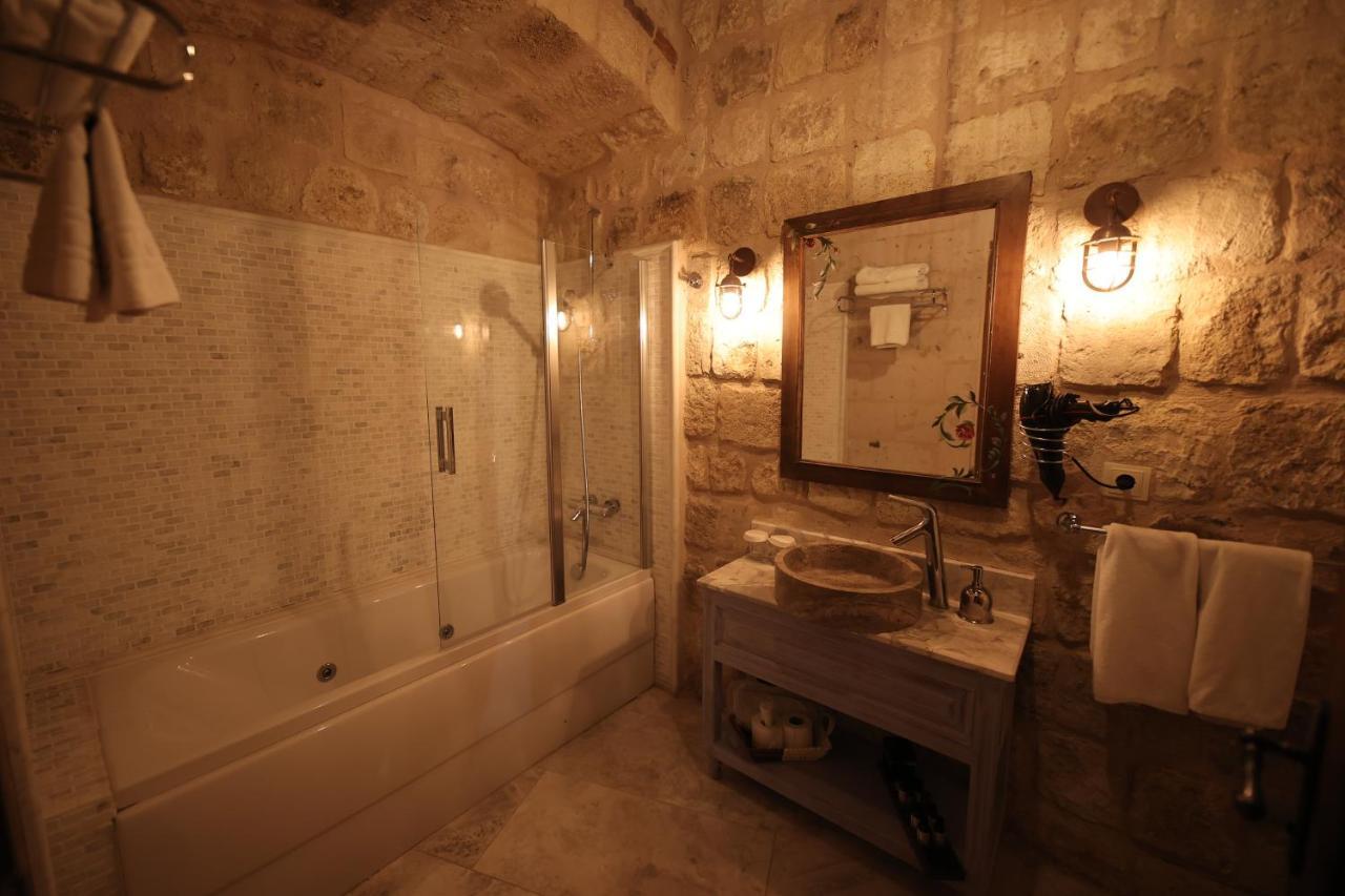 Uerguep Cave Suites Bagian luar foto
