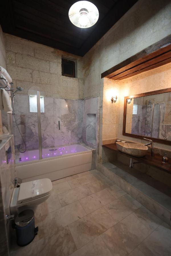 Uerguep Cave Suites Bagian luar foto