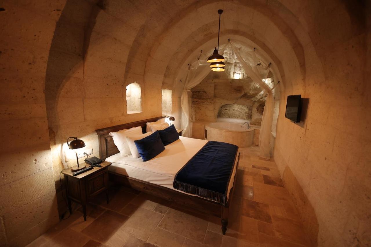 Uerguep Cave Suites Bagian luar foto