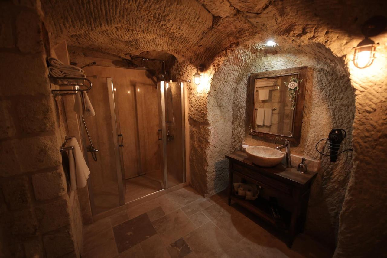Uerguep Cave Suites Bagian luar foto