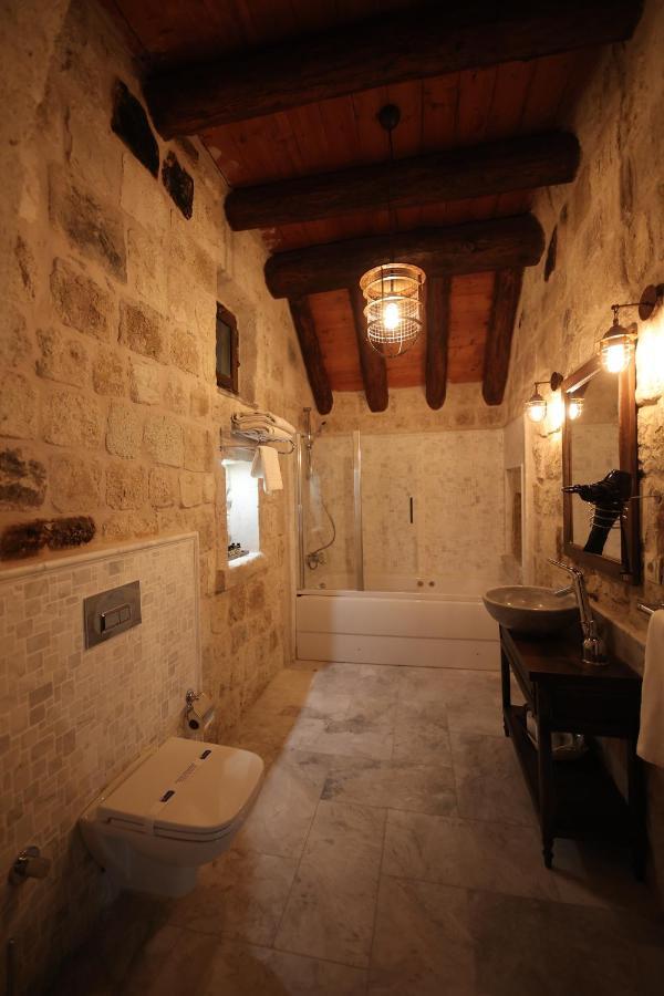 Uerguep Cave Suites Bagian luar foto