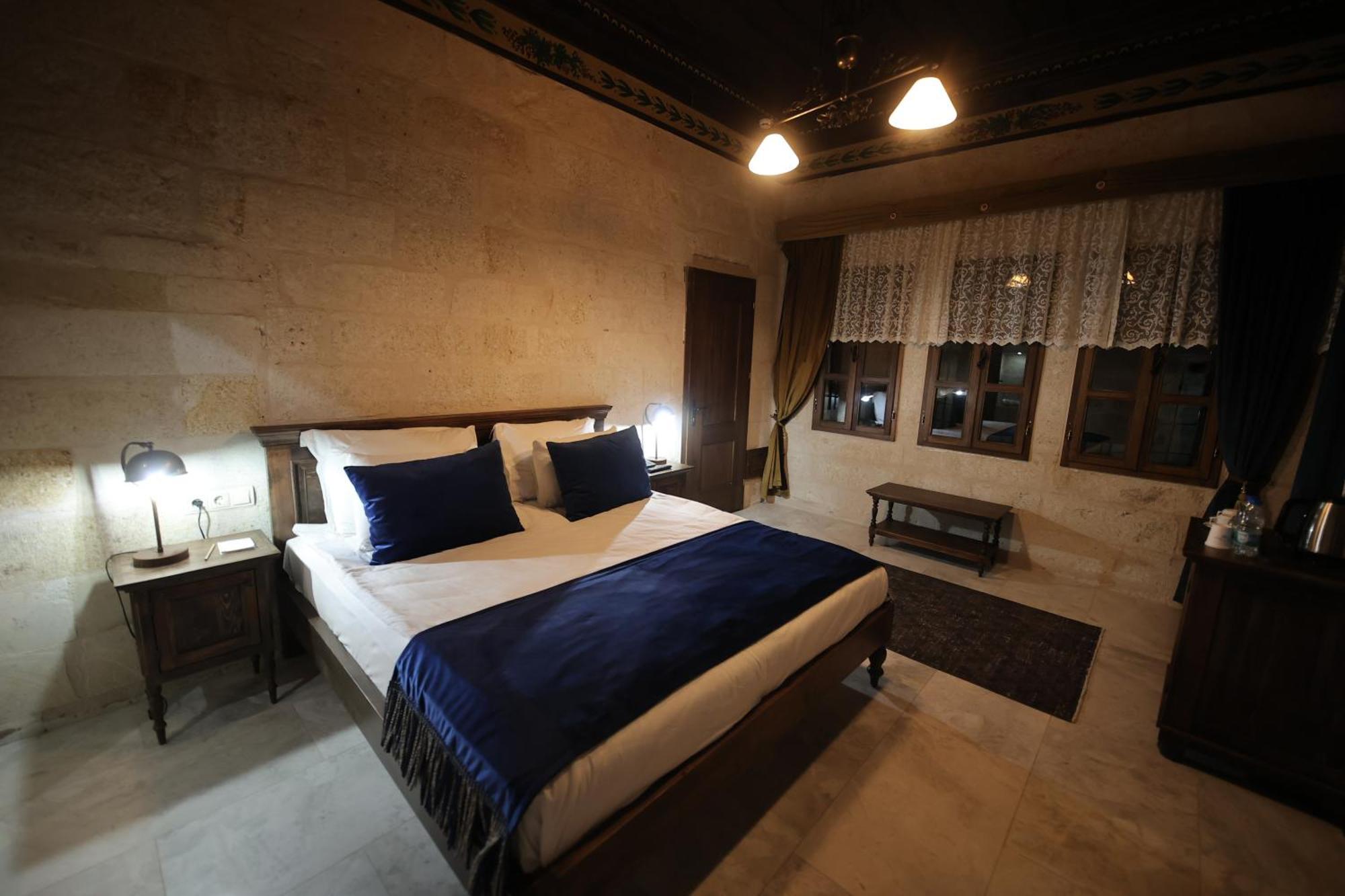 Uerguep Cave Suites Bagian luar foto
