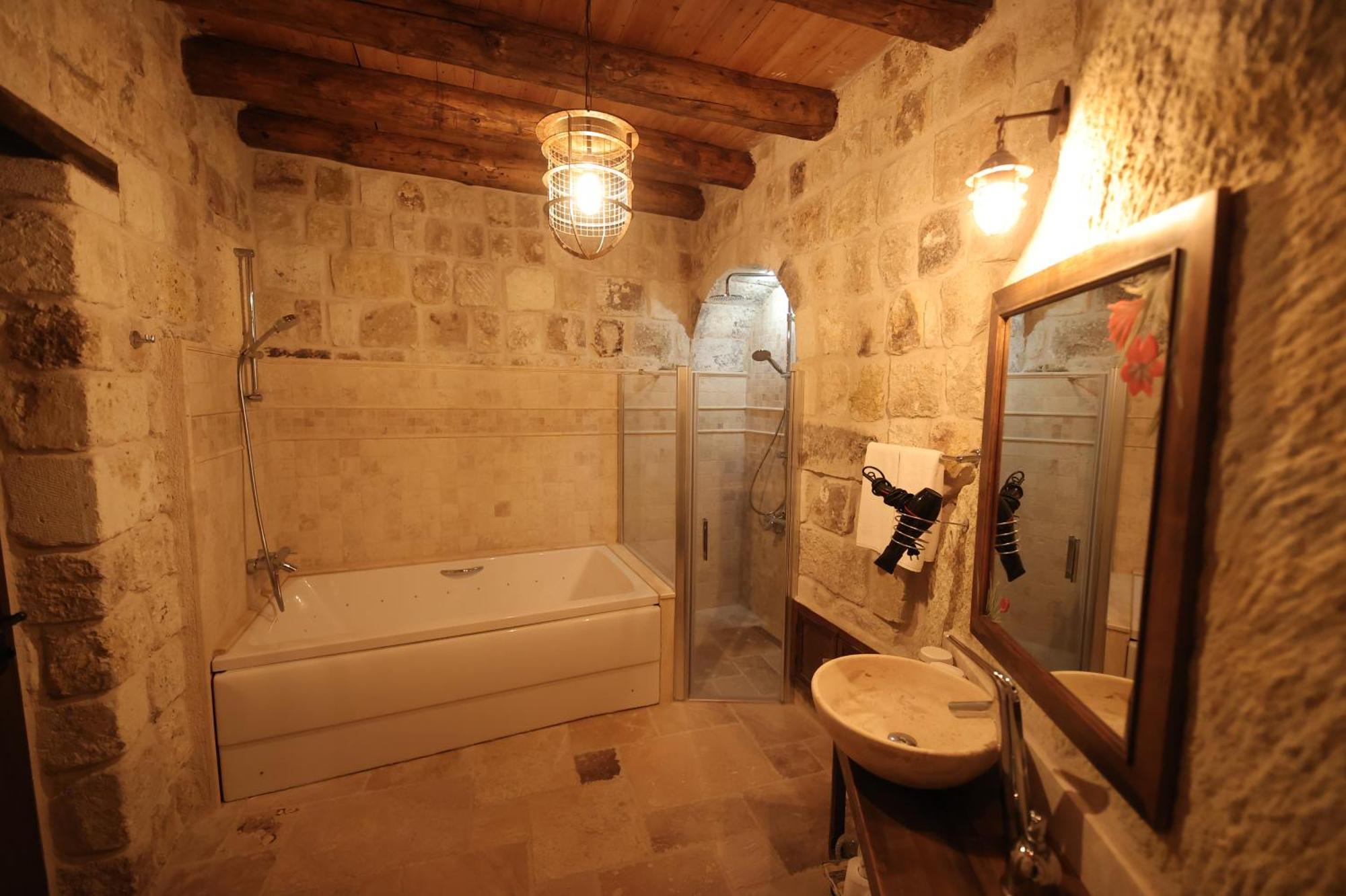 Uerguep Cave Suites Bagian luar foto