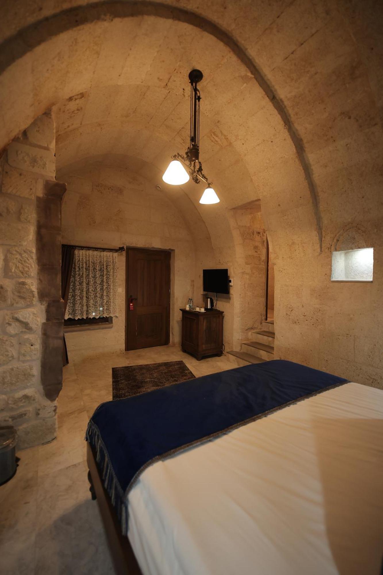 Uerguep Cave Suites Bagian luar foto