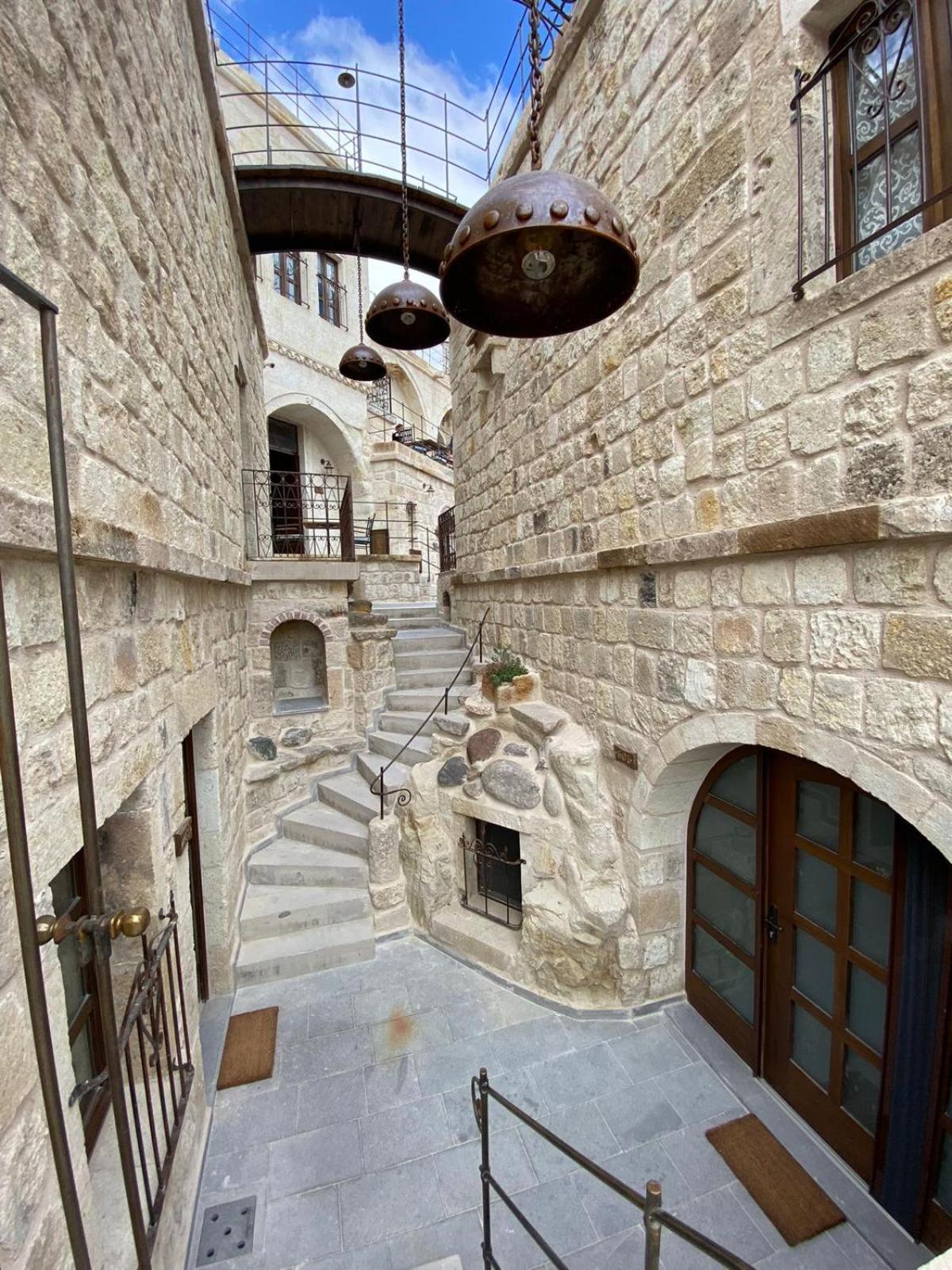 Uerguep Cave Suites Bagian luar foto