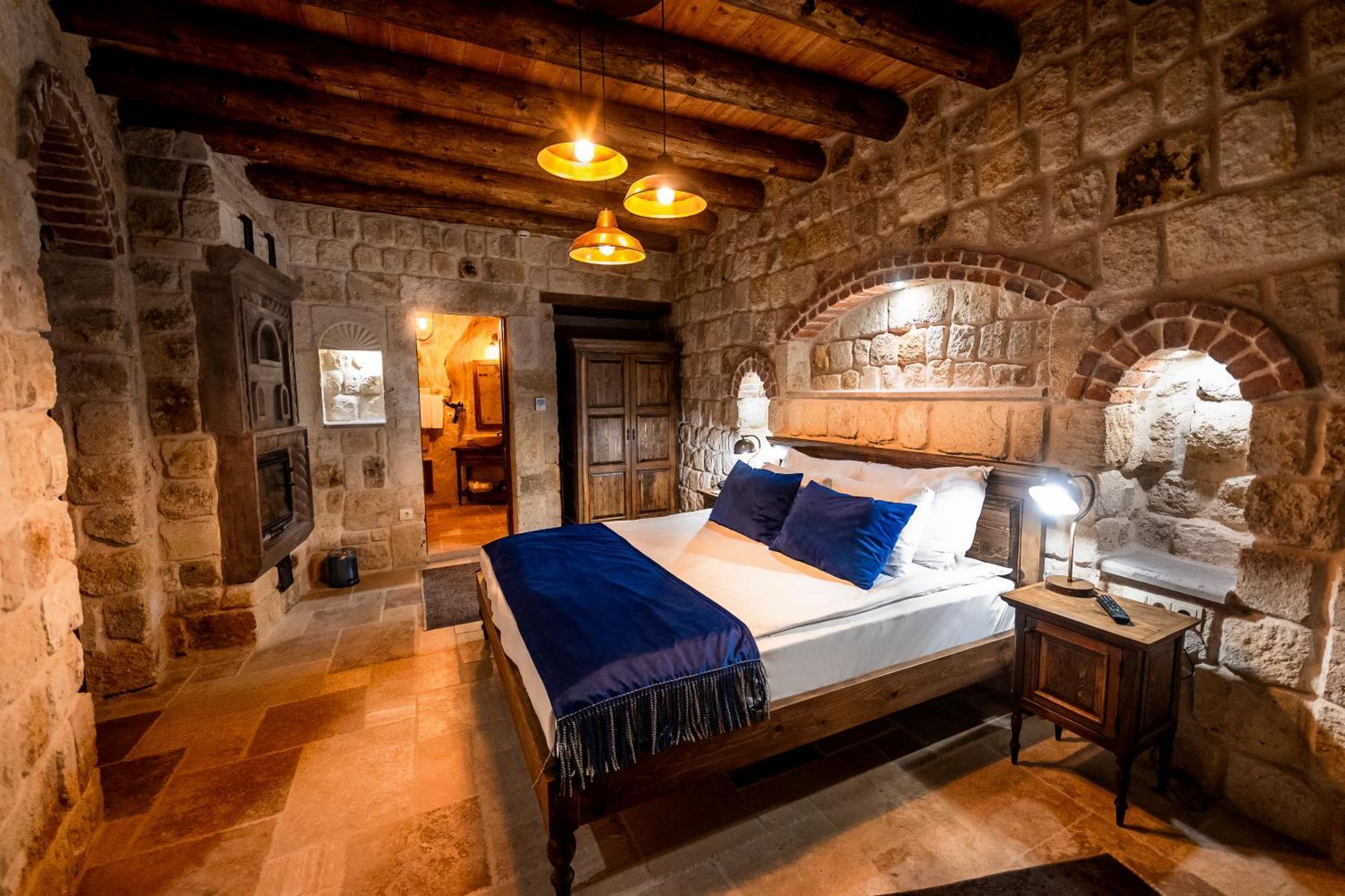 Uerguep Cave Suites Bagian luar foto