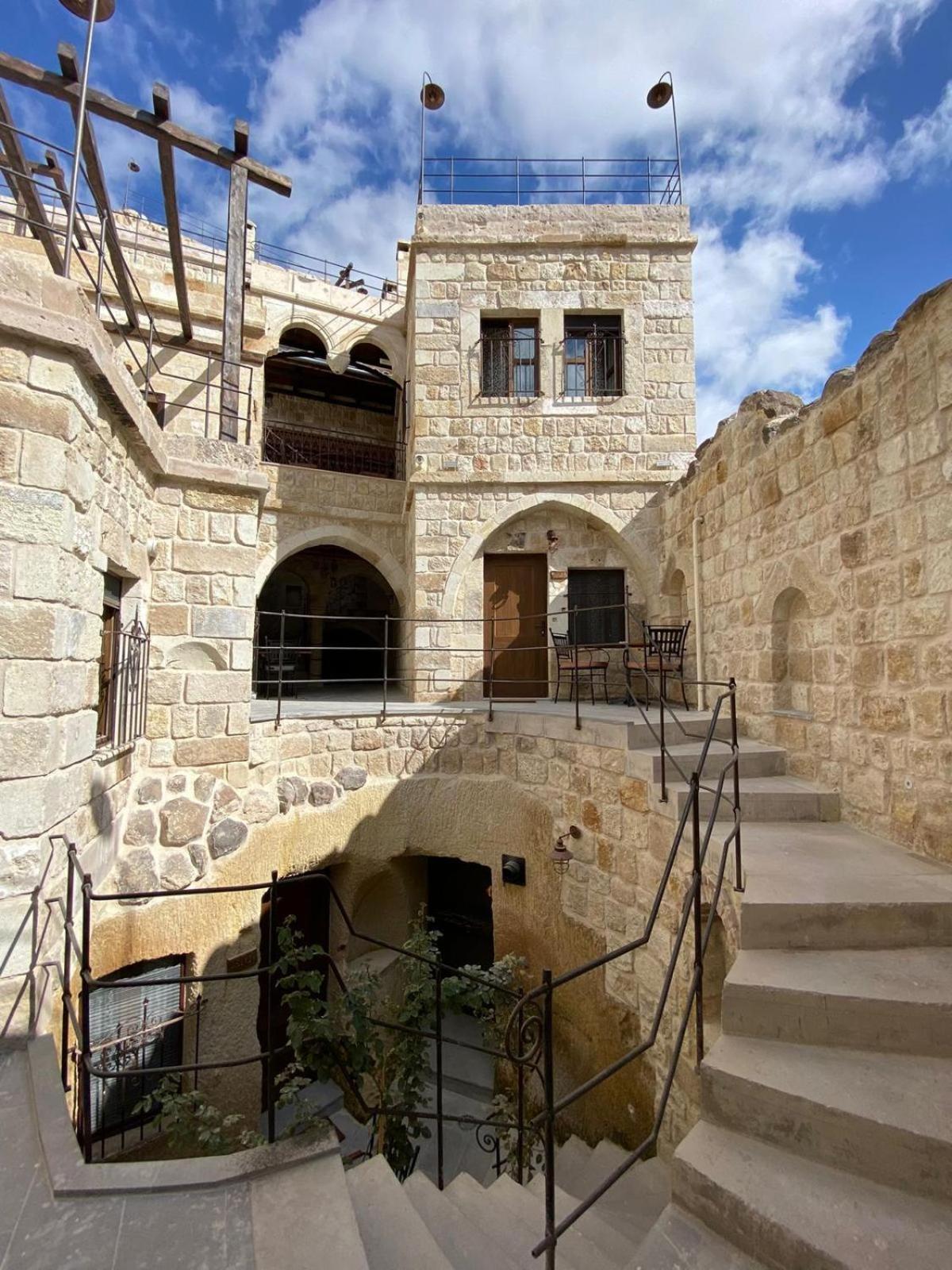 Uerguep Cave Suites Bagian luar foto